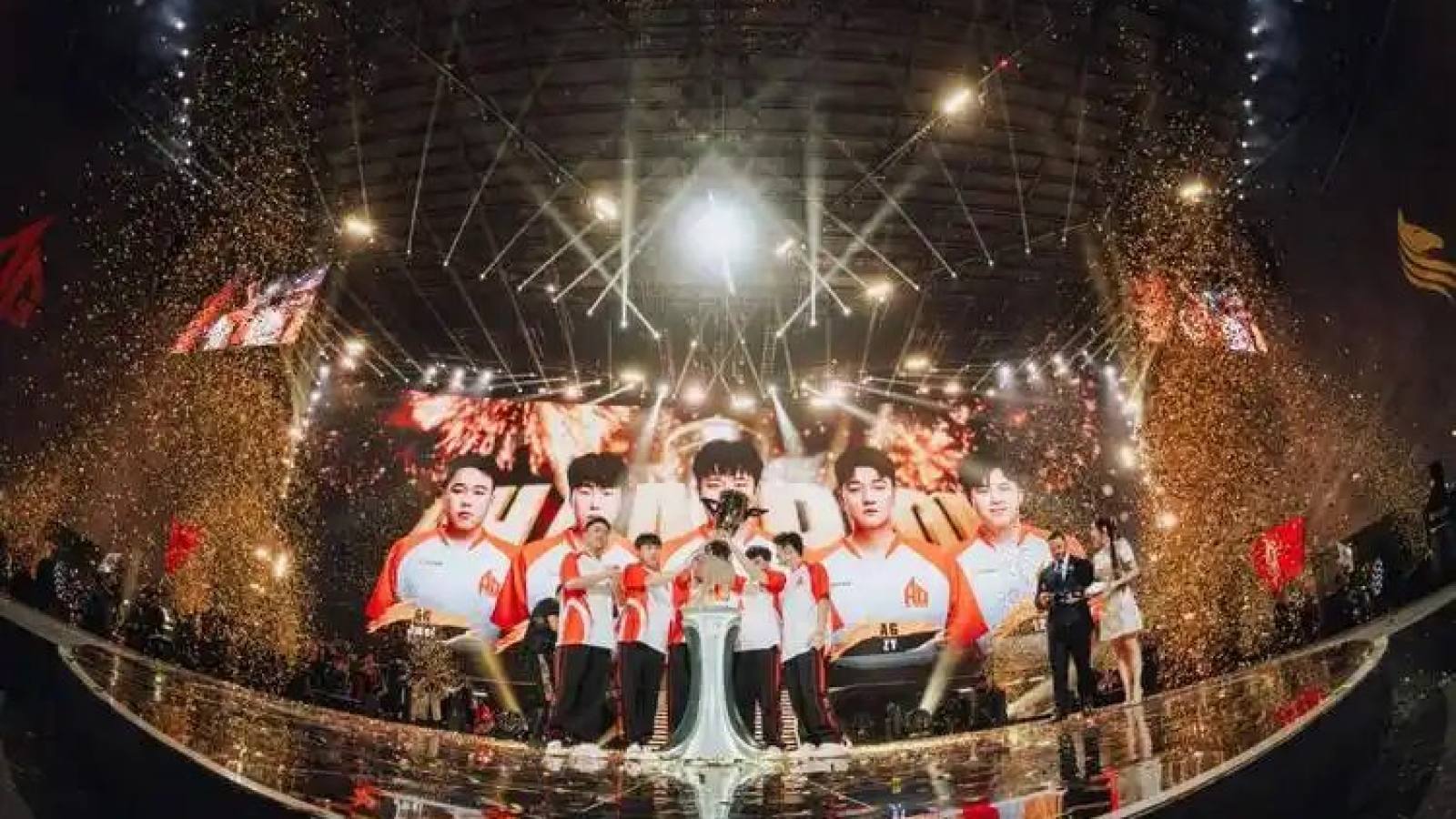 Bwin必赢 无畏契约赛事专题